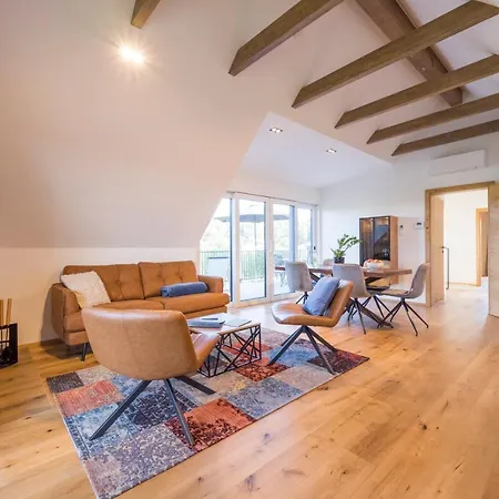 Ferienhaus Weinzeit *