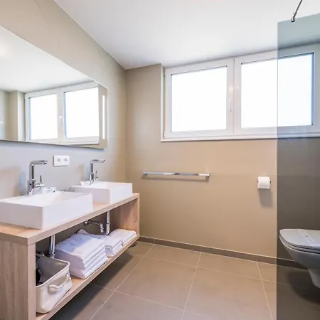 Weinzeit غامليتز