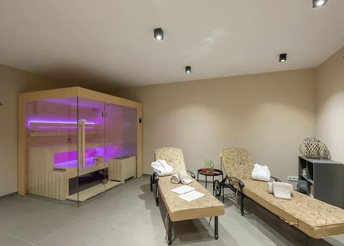 Holiday home Weinzeit